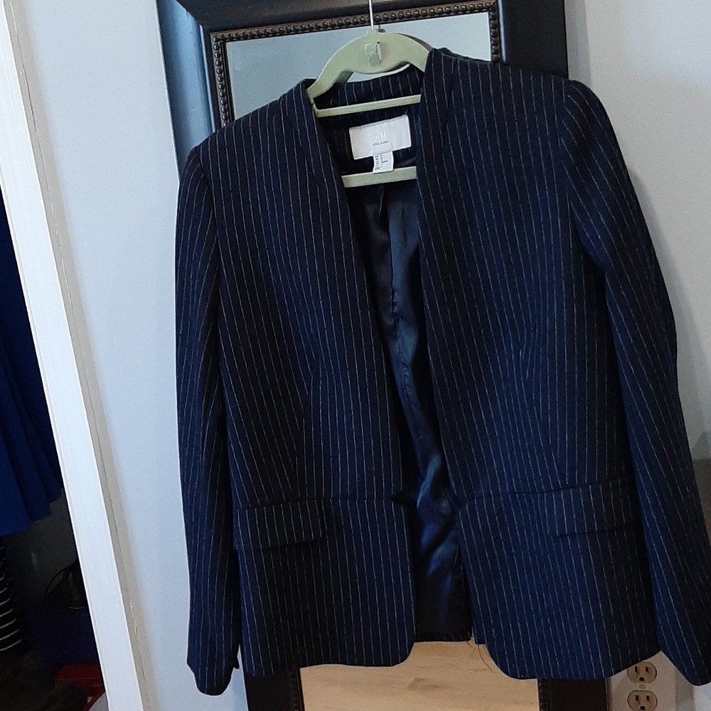 H&M Blazer pinstriped navy blue and white size 12